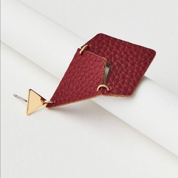 Earrings Statement - Picture 2 of 3